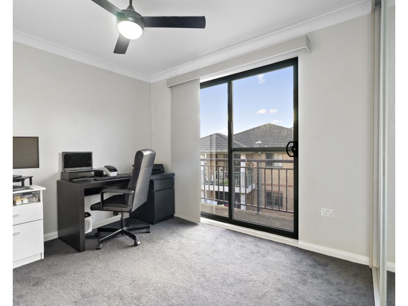 12/5-9 Fourth Avenue, Blacktown NSW 2148
