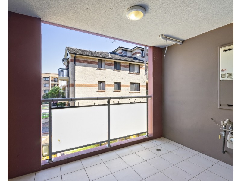 18/17-21 Bruce Street, Blacktown NSW 2148