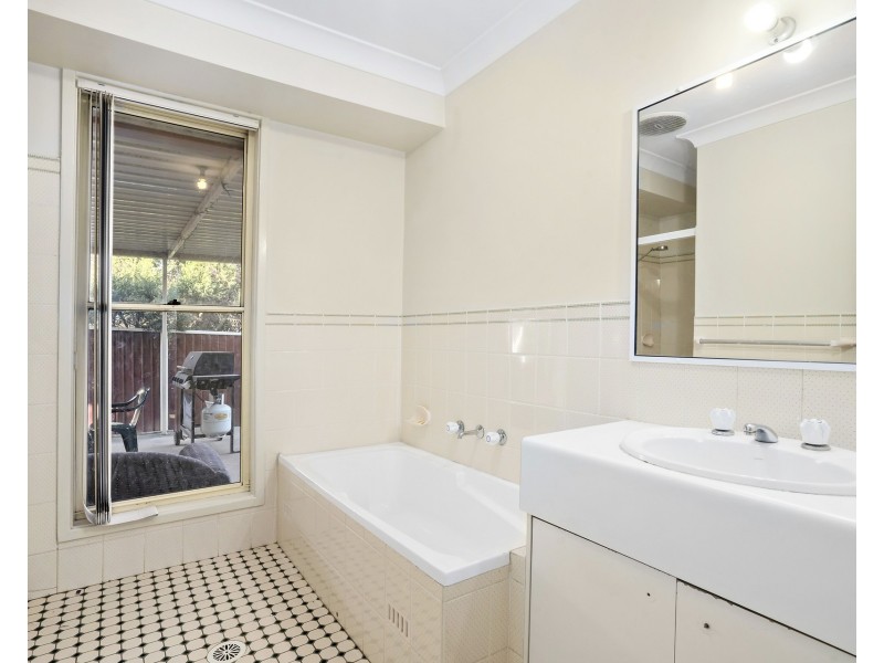 11 Bainton Place, Doonside NSW 2767