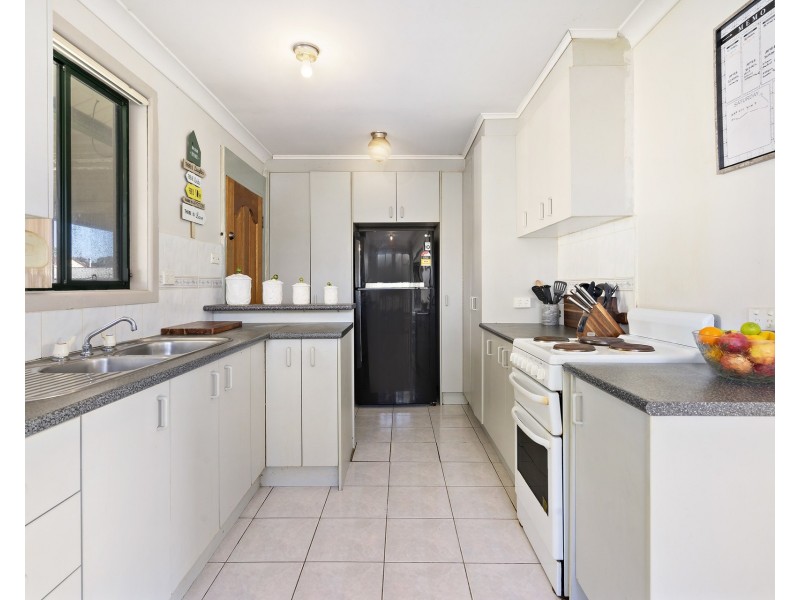 48 Bougainville Road, Lethbridge Park NSW 2770