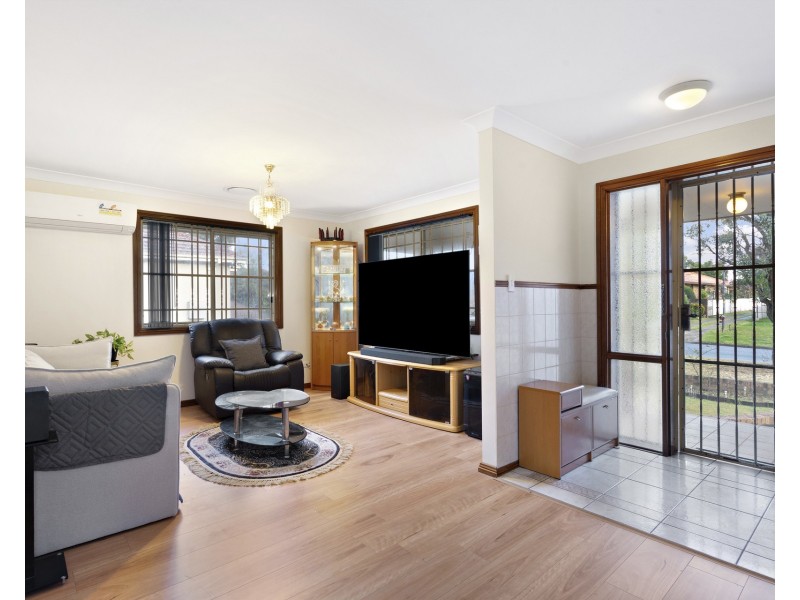 12b Abigail Street, Seven Hills NSW 2147