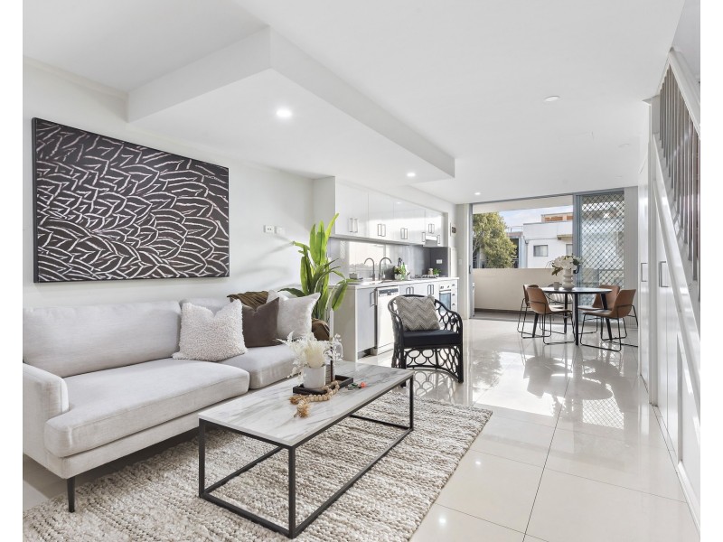 312/12 Fourth Avenue, Blacktown NSW 2148