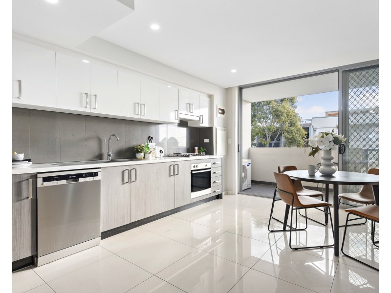 312/12 Fourth Avenue, Blacktown NSW 2148