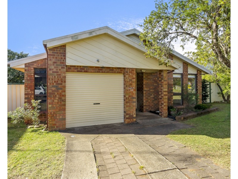 16 Scobie Street, Doonside NSW 2767