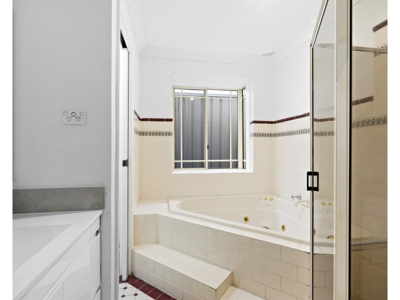 4 Valetta Court, Blacktown NSW 2148