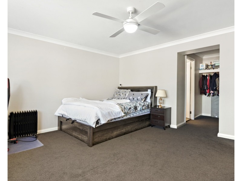 21 Hayes Road, Seven Hills NSW 2147