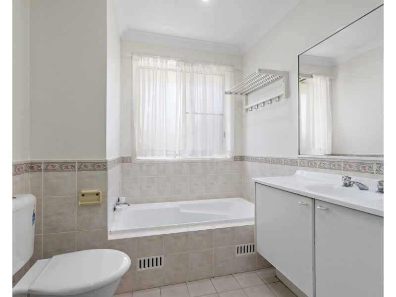 16 St Pauls Way, Blacktown NSW 2148