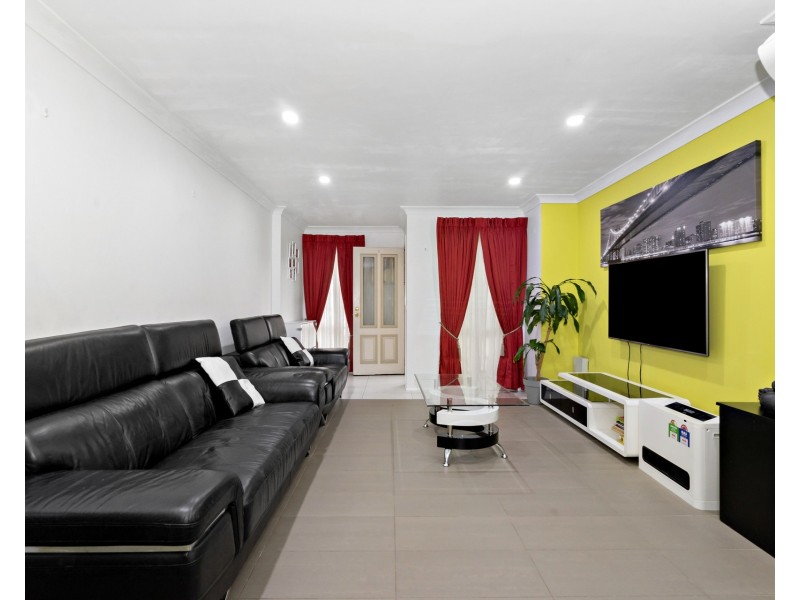 8e Douglas Road, Blacktown NSW 2148