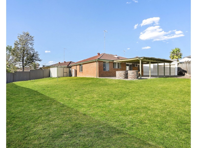 12 Slade Place, Prospect NSW 2148