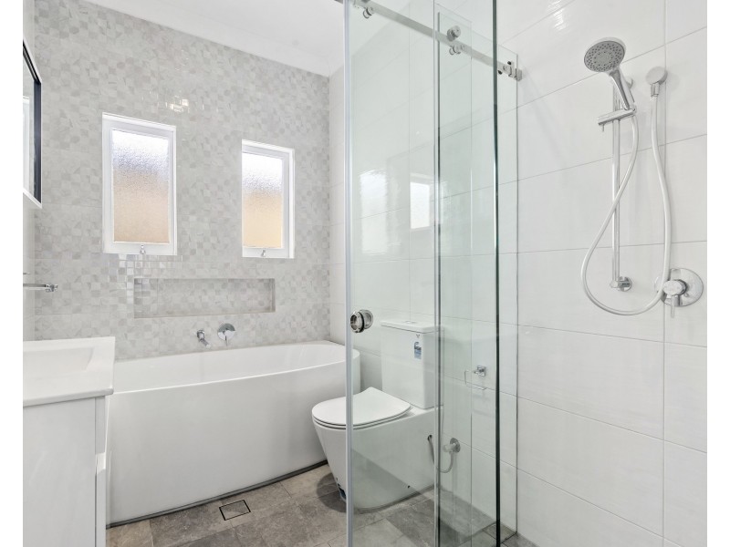 88 and 88a Norman Street, Prospect NSW 2148