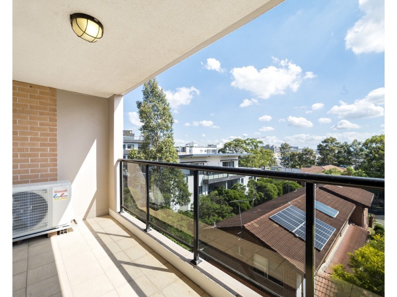 26/8-14 Oxford Street, Blacktown NSW 2148