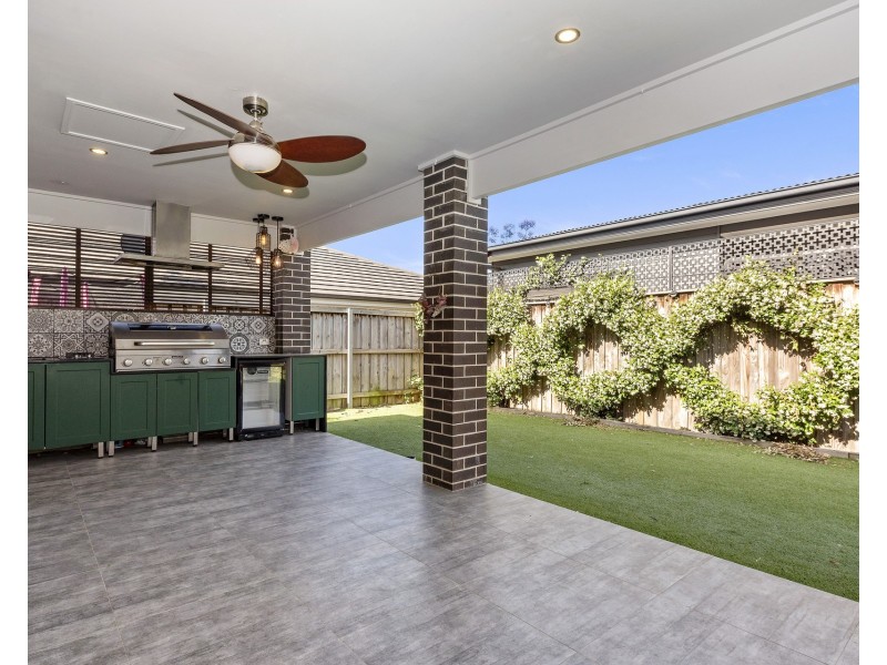 40 Hampton Crescent, Prospect NSW 2148