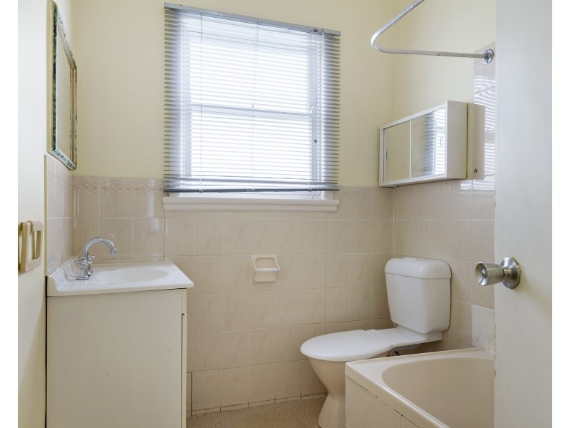 16 Sullivan Street, Blacktown NSW 2148