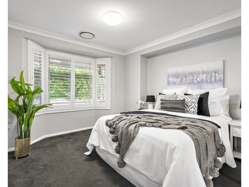 10 Dutba Place, Glenmore Park NSW 2745