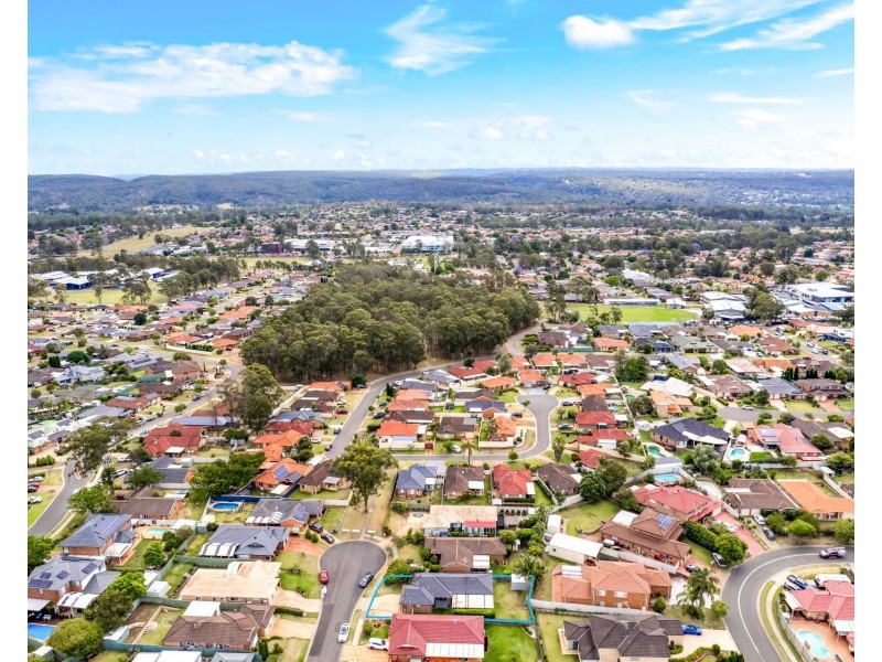 10 Dutba Place, Glenmore Park NSW 2745