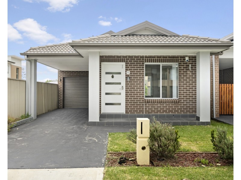 52 Waring Crescent, Plumpton NSW 2761