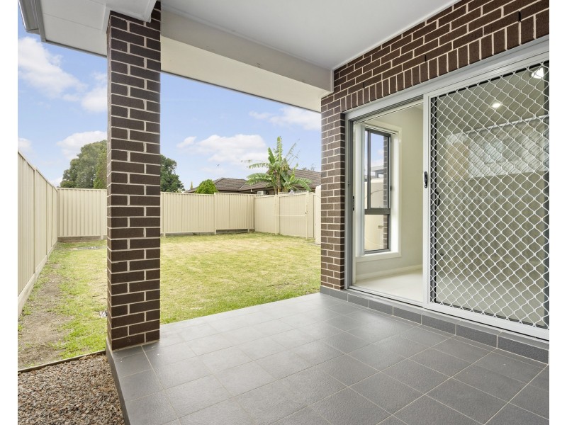 52 Waring Crescent, Plumpton NSW 2761