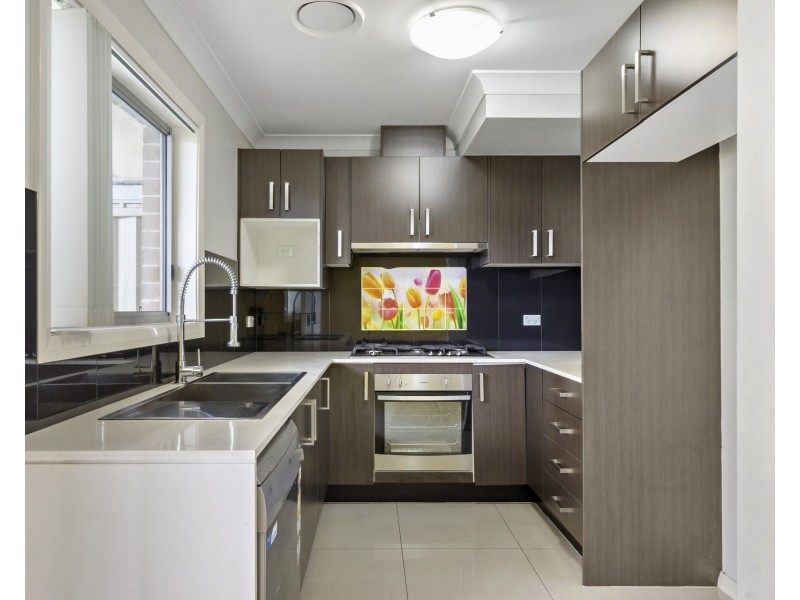 43 Vasanta Glade, Woodcroft NSW 2767