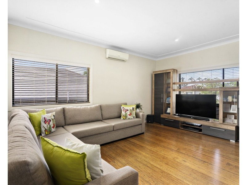 6 Yuruga Avenue, Doonside NSW 2767