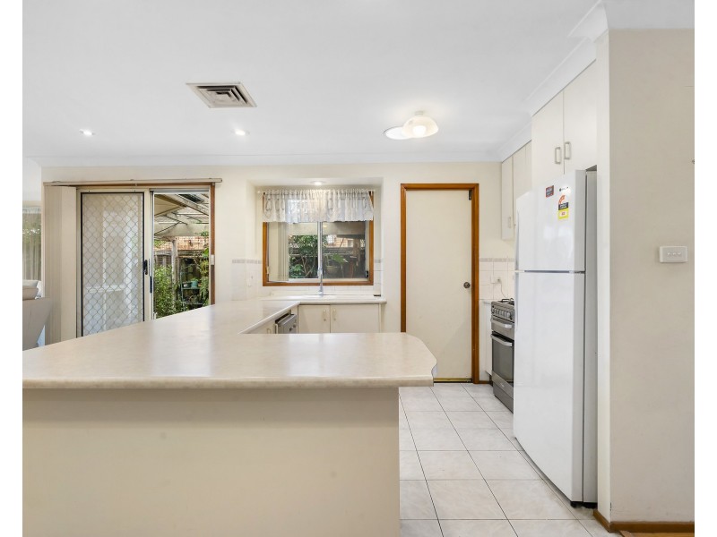 33 Yantara Place, Woodcroft NSW 2767