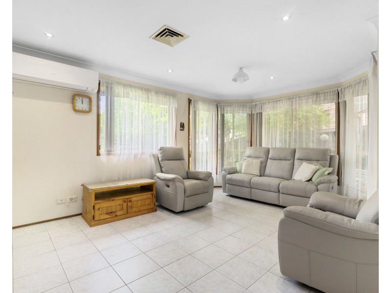 33 Yantara Place, Woodcroft NSW 2767