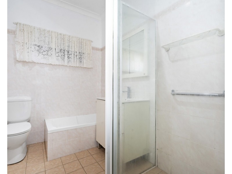 6 Premier Street, Toongabbie NSW 2146