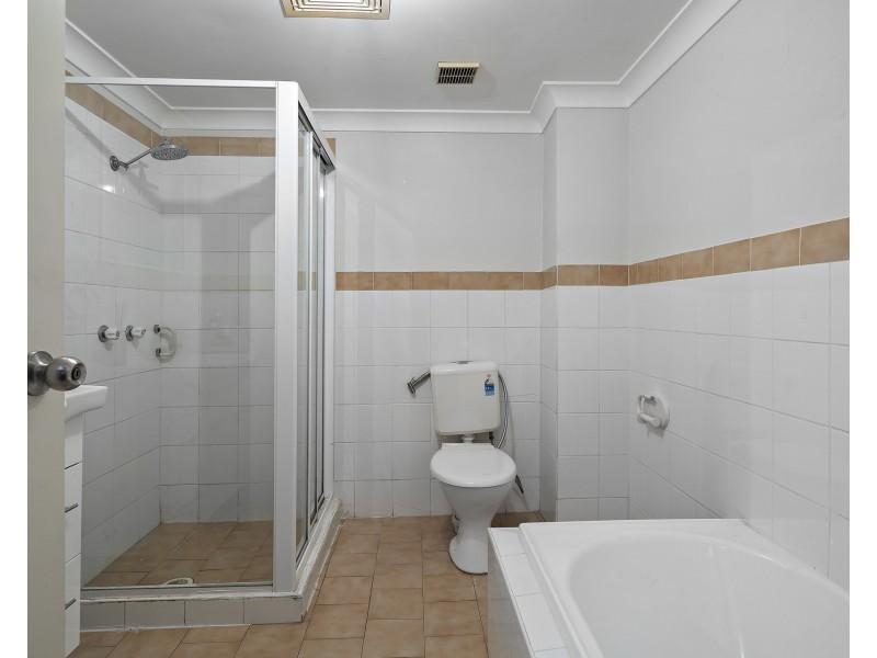 28/2-4 Fourth Avenue, Blacktown NSW 2148