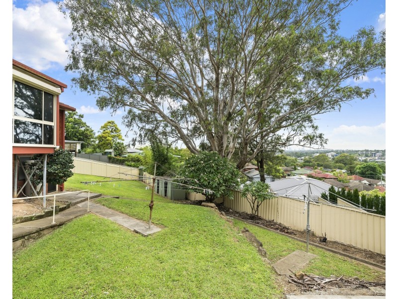 5 Dwyer Crescent, Seven Hills NSW 2147