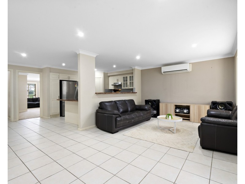 20 Forest Crescent, Beaumont Hills NSW 2155