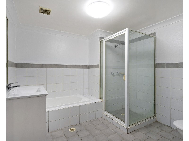 27/2-4 Fourth Avenue, Blacktown NSW 2148