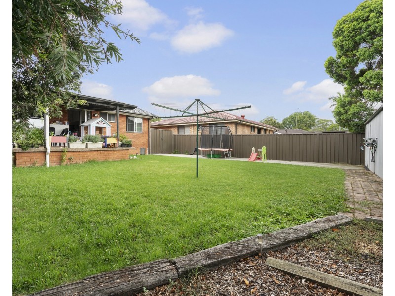 21 Grove Place, Prospect NSW 2148