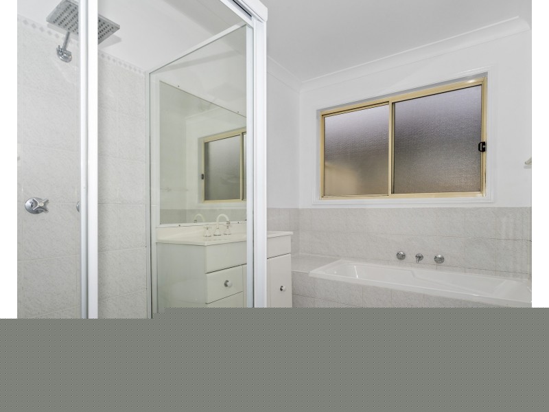 48 Manorhouse Boulevard, Quakers Hill NSW 2763