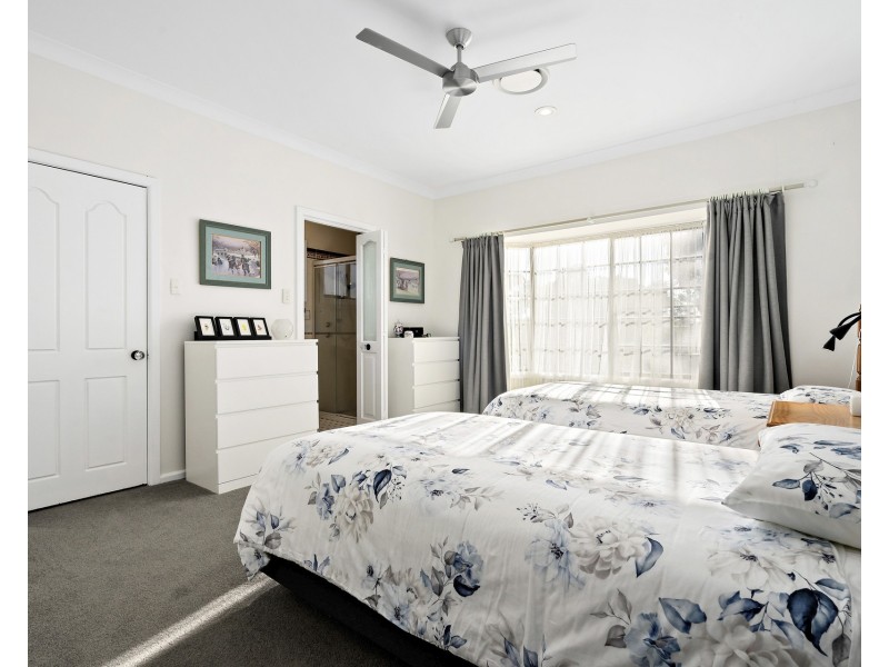 12 Dinabeth Avenue, Blacktown NSW 2148