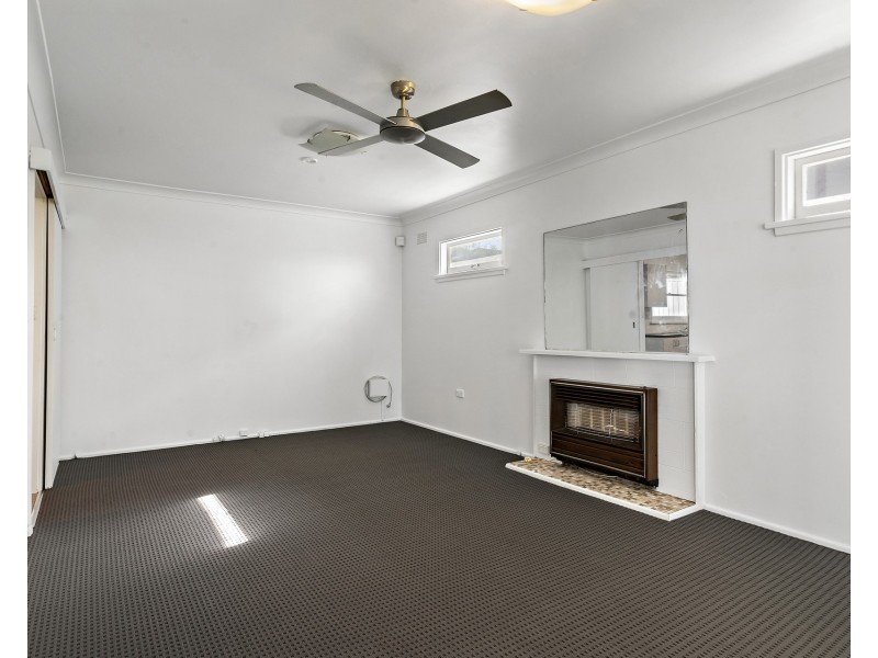 13 Hunter Street, Blacktown NSW 2148