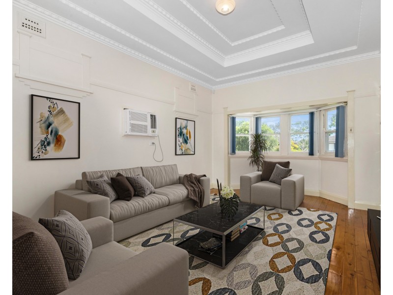 42 Amos Street, Westmead NSW 2145