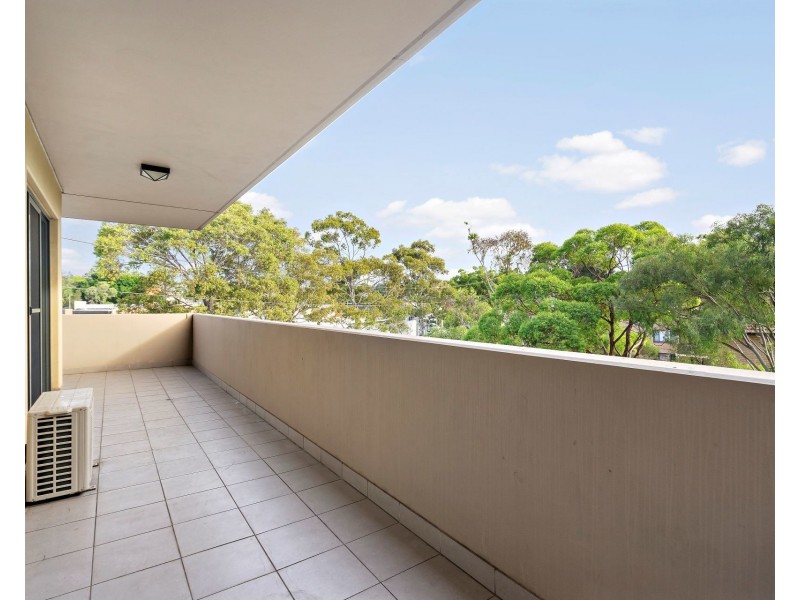 301/1 Griffiths Street, Blacktown NSW 2148