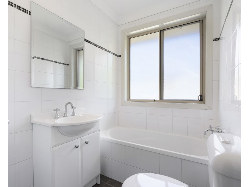 2/70 Norfolk Street, Blacktown NSW 2148