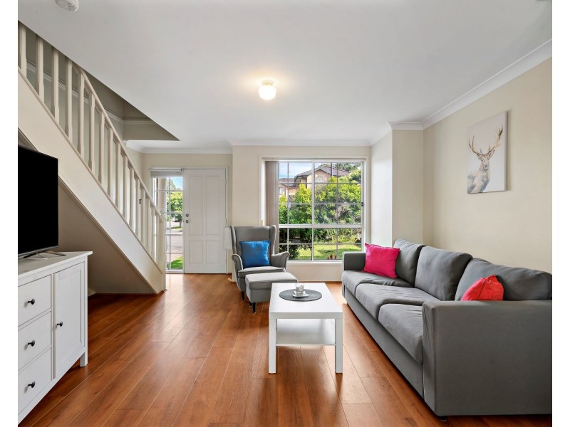 82 De Castella Drive, Blacktown NSW 2148