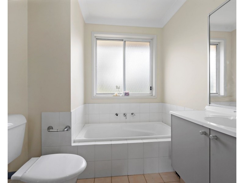 82 De Castella Drive, Blacktown NSW 2148