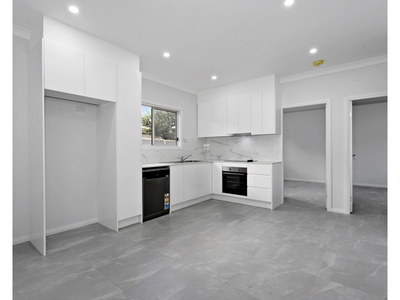 20a Gallop Grove, Lalor Park NSW 2147