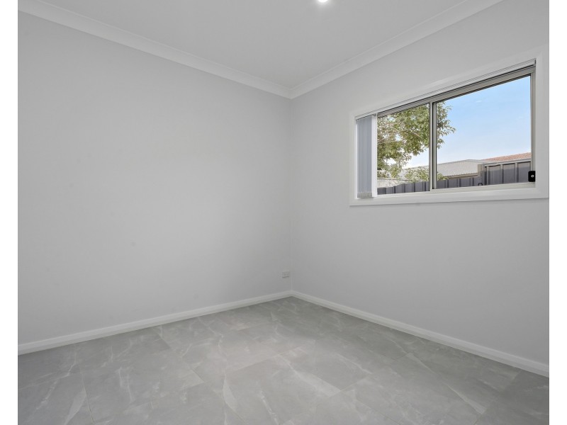 20a Gallop Grove, Lalor Park NSW 2147