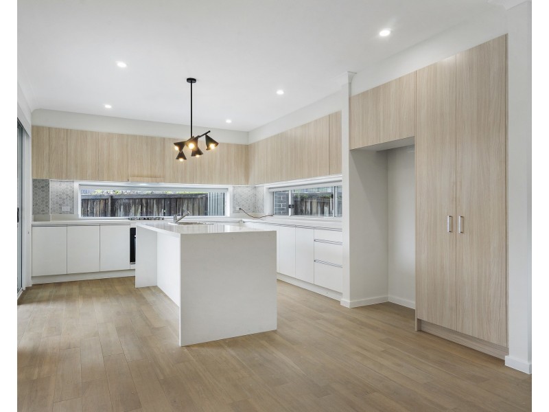 81 Federal Road, Seven Hills NSW 2147