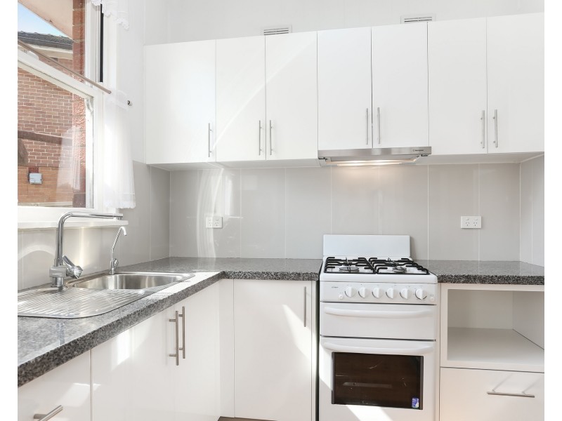 25 Gladys Crescent, Seven Hills NSW 2147