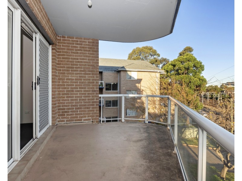 8/13-19 Devitt Street, Blacktown NSW 2148