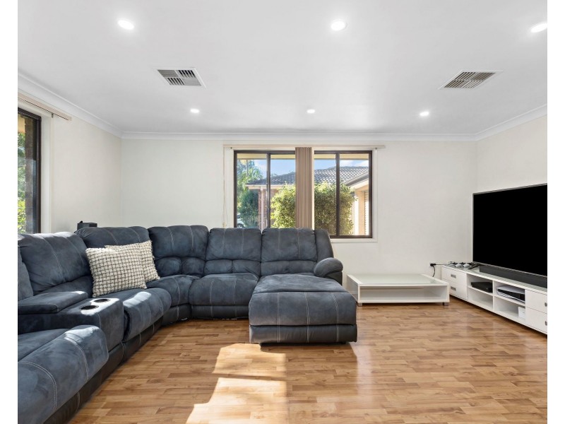 4 Ashgrove Crescent, Blacktown NSW 2148