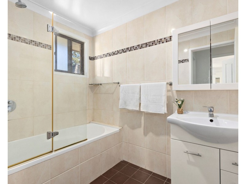 4 Ashgrove Crescent, Blacktown NSW 2148