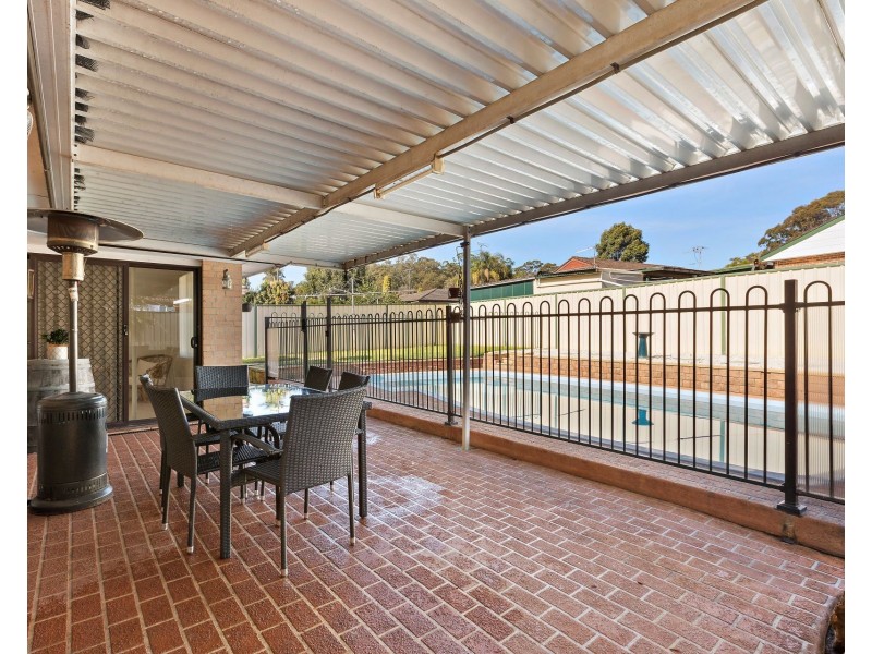 4 Ashgrove Crescent, Blacktown NSW 2148