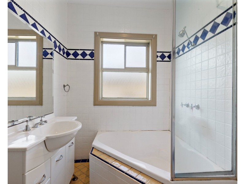 1 Moomin Street, Lalor Park NSW 2147