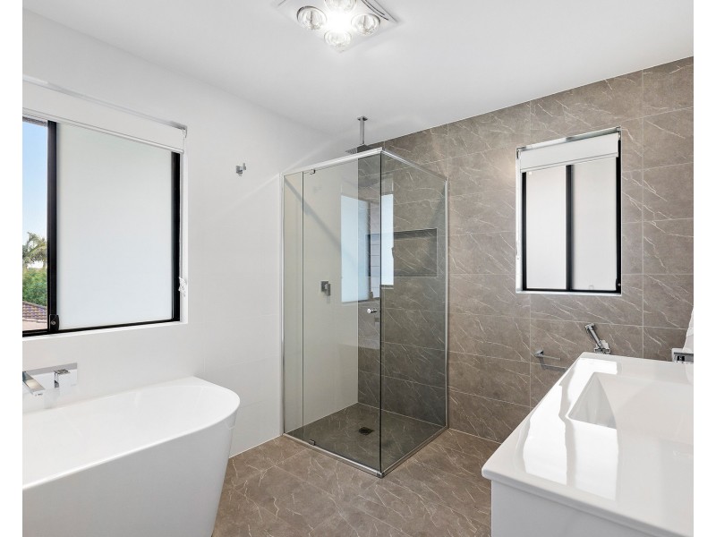 18 & 18a Lyte Place, Prospect NSW 2148