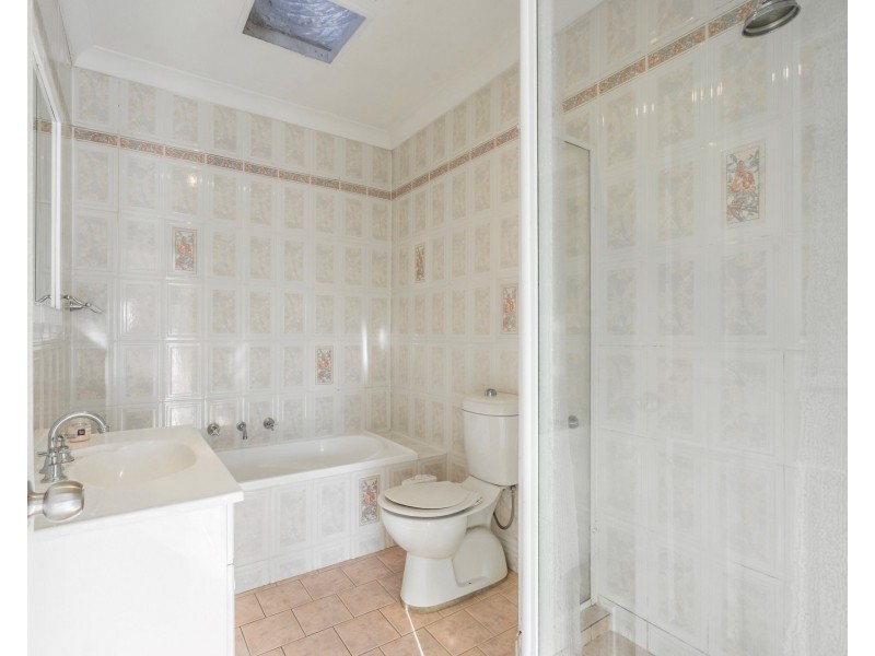 7 Burdett Crescent, Blacktown NSW 2148